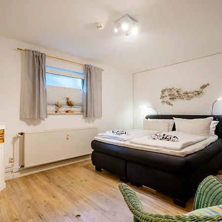 Hues Wuef Im Haus Ornum شقة