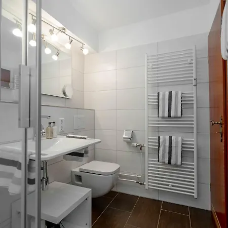 Hues Wuef Im Haus Ornum Вестерланд