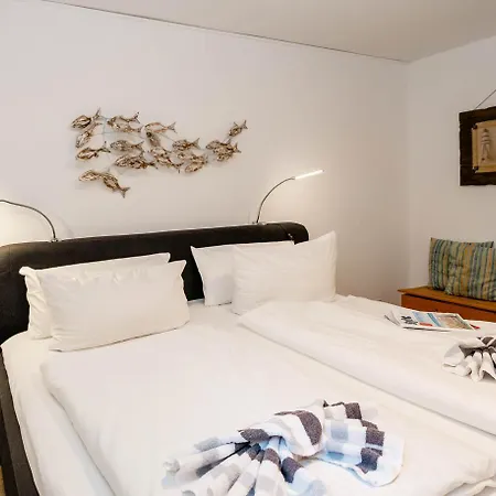 Апартаменты Hues Wuef Im Haus Ornum Вестерланд