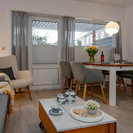Hues Wuef Im Haus Ornum * Вестерланд